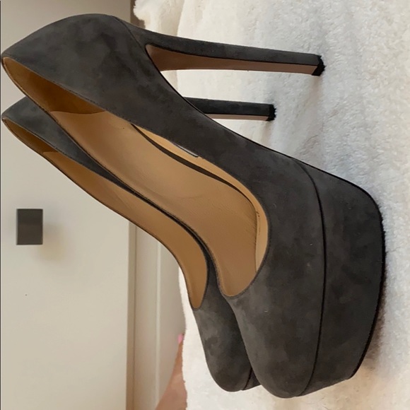 Prada Grey suede platform heels - Picture 2 of 4
